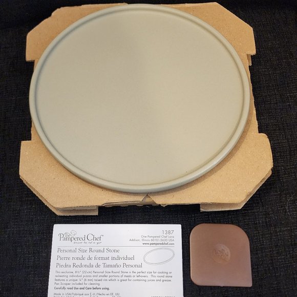 The Pampered Chef Kitchen Pampered Chef Personal Size Round Stone Poshmark